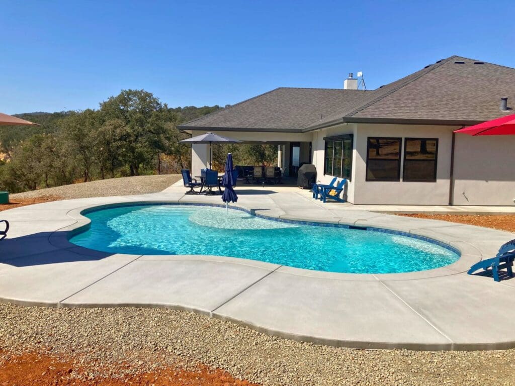 Freeform Pool - Pool Gallery